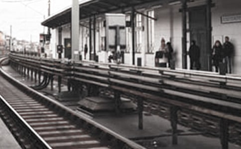 ���ݵ���2���߹��ݻ�վ�ɻ�����·