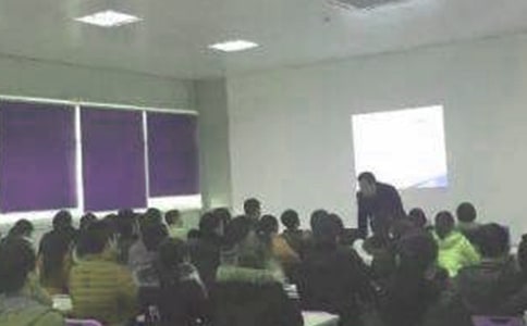 护士长竞聘演讲稿范文