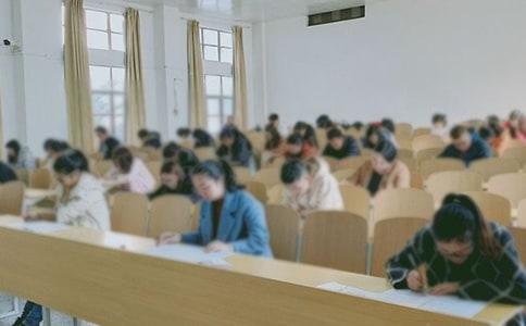 ����ѧ���������Ը�