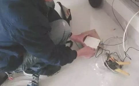 ��������绰�ͻ�ǩԼ��ͬ2ƪ