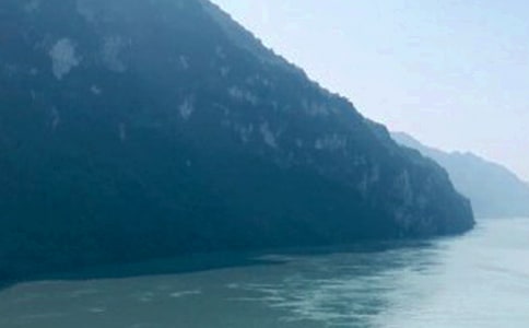 《三峡》教学教案