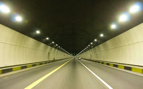 ʱ�������̰�һ�Ƚ�