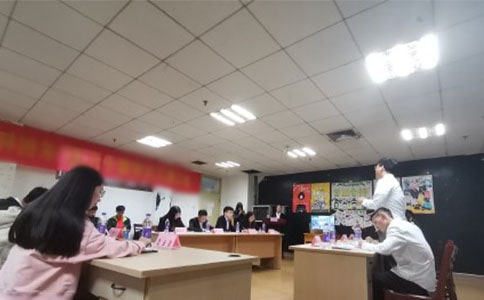 中学生辩论赛策划书